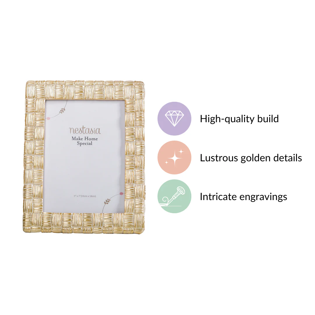Textured Gold Photo Frame Large 9"x7" - Image 4