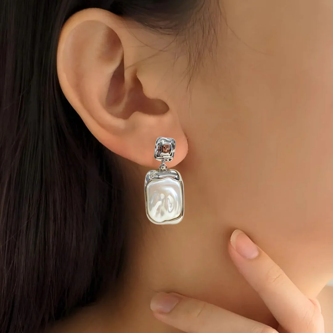 Tidal Bliss Earrings Silver - Image 2