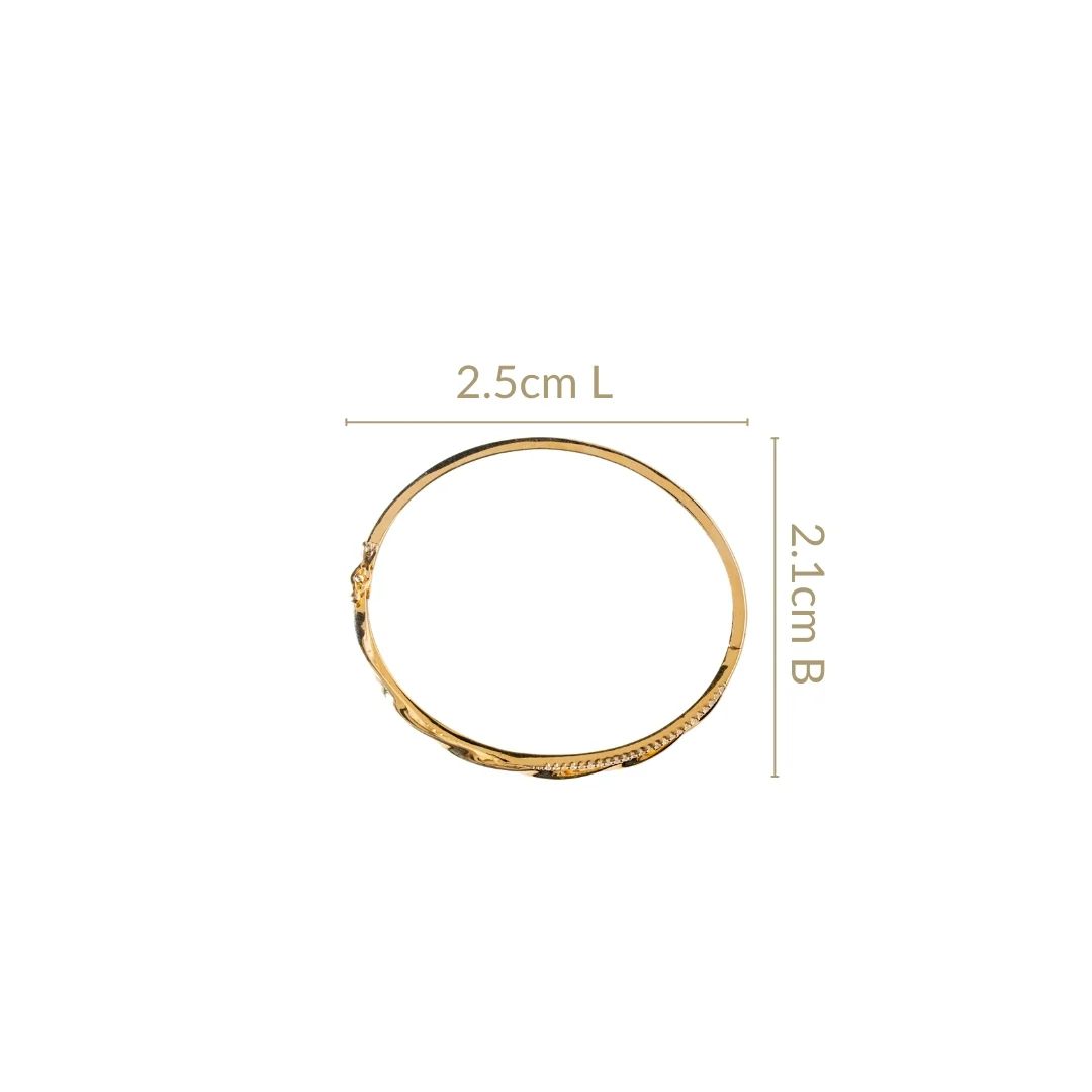 Twisted Infinity Gold Bracelet - Image 3