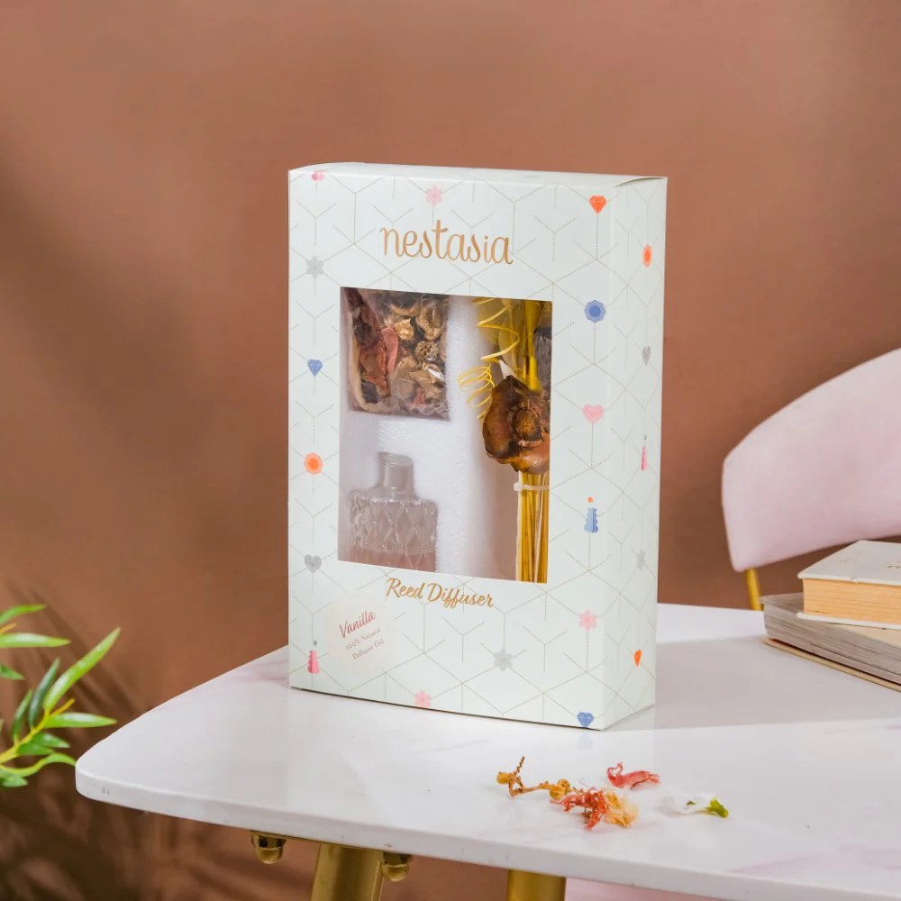 Vanilla Bouquet Reed Diffuser And Potpourri Gift Set Of 3 - Image 2
