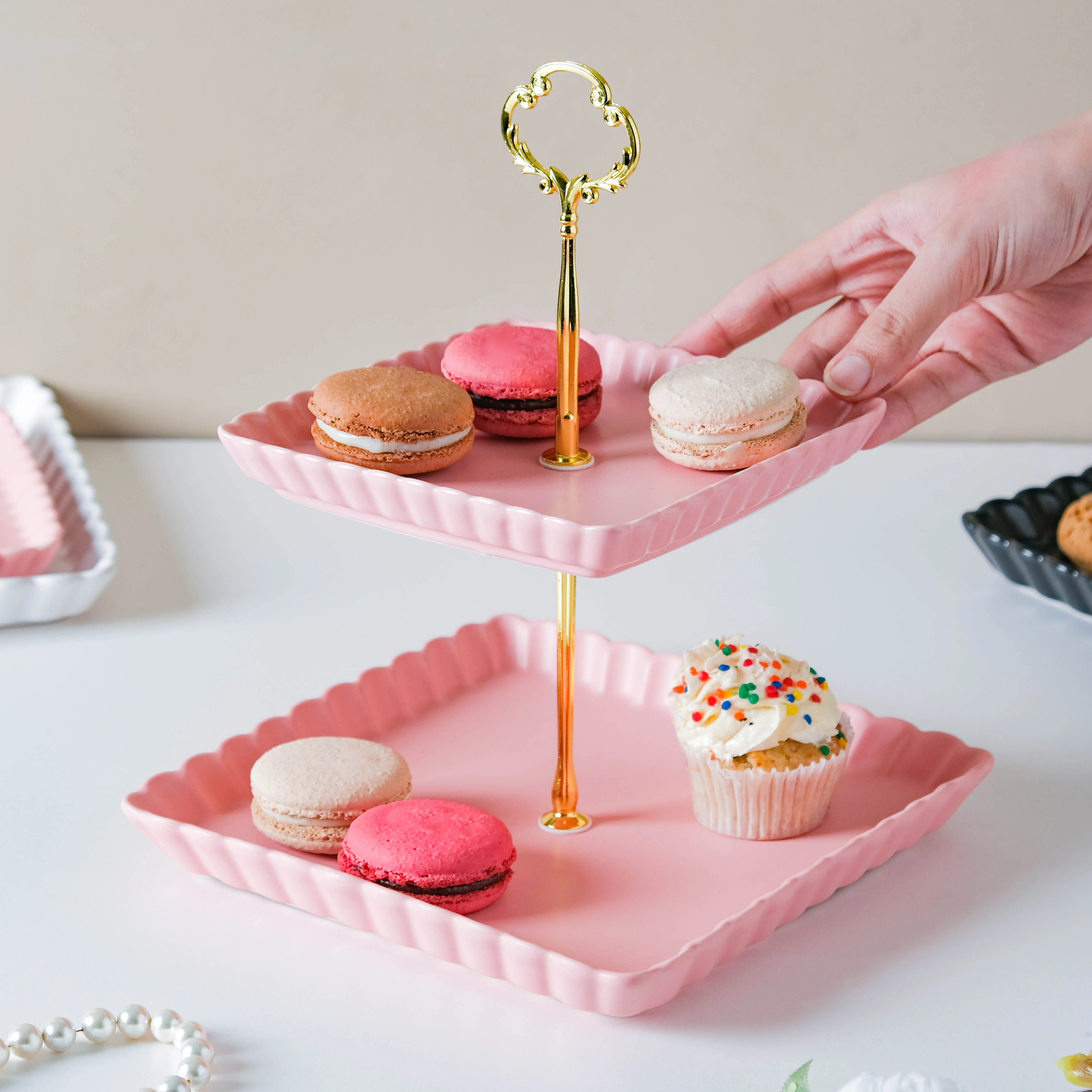 Very Berry Square 2-tier Cupcake Stand - Image 5