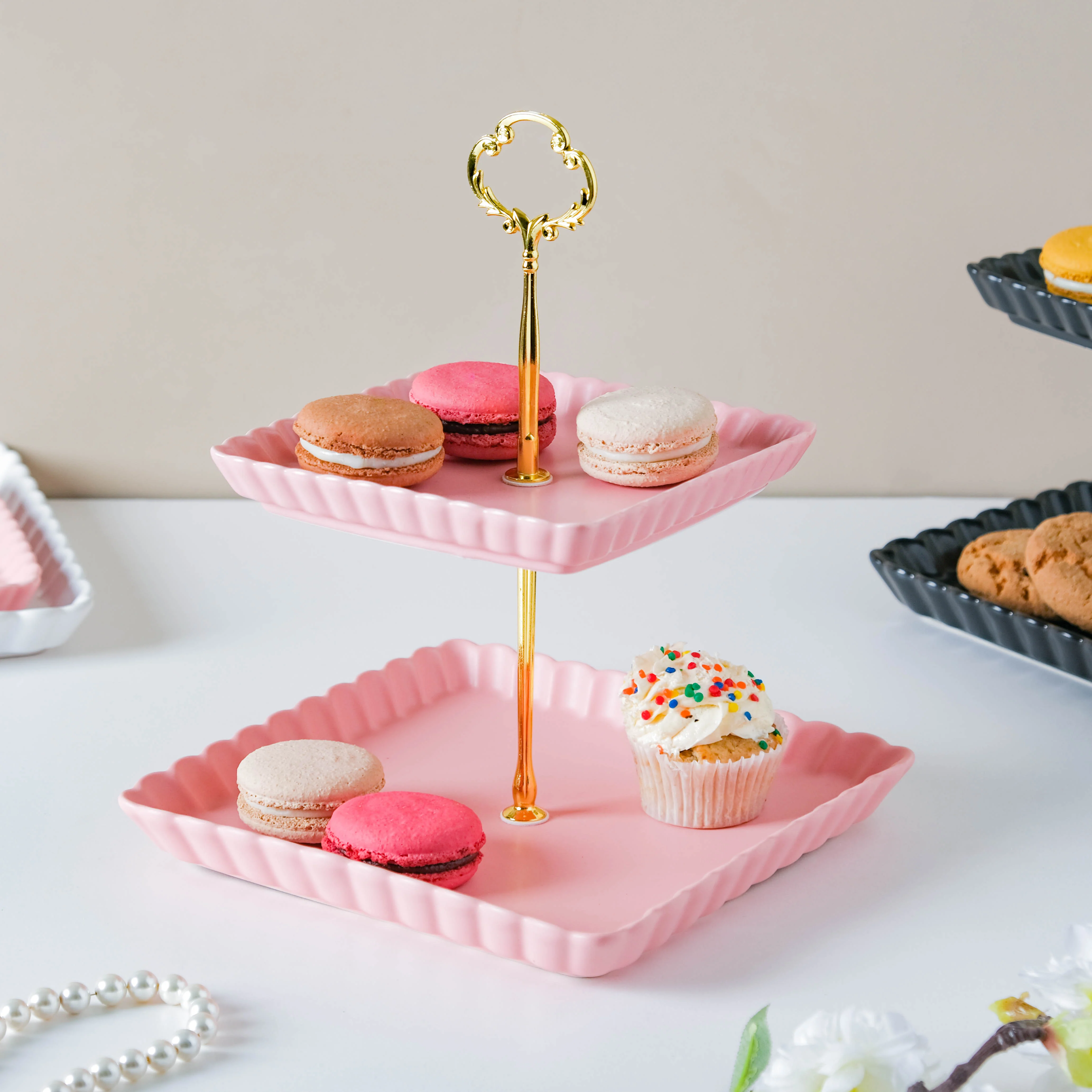 Very Berry Square 2-tier Cupcake Stand - Image 6