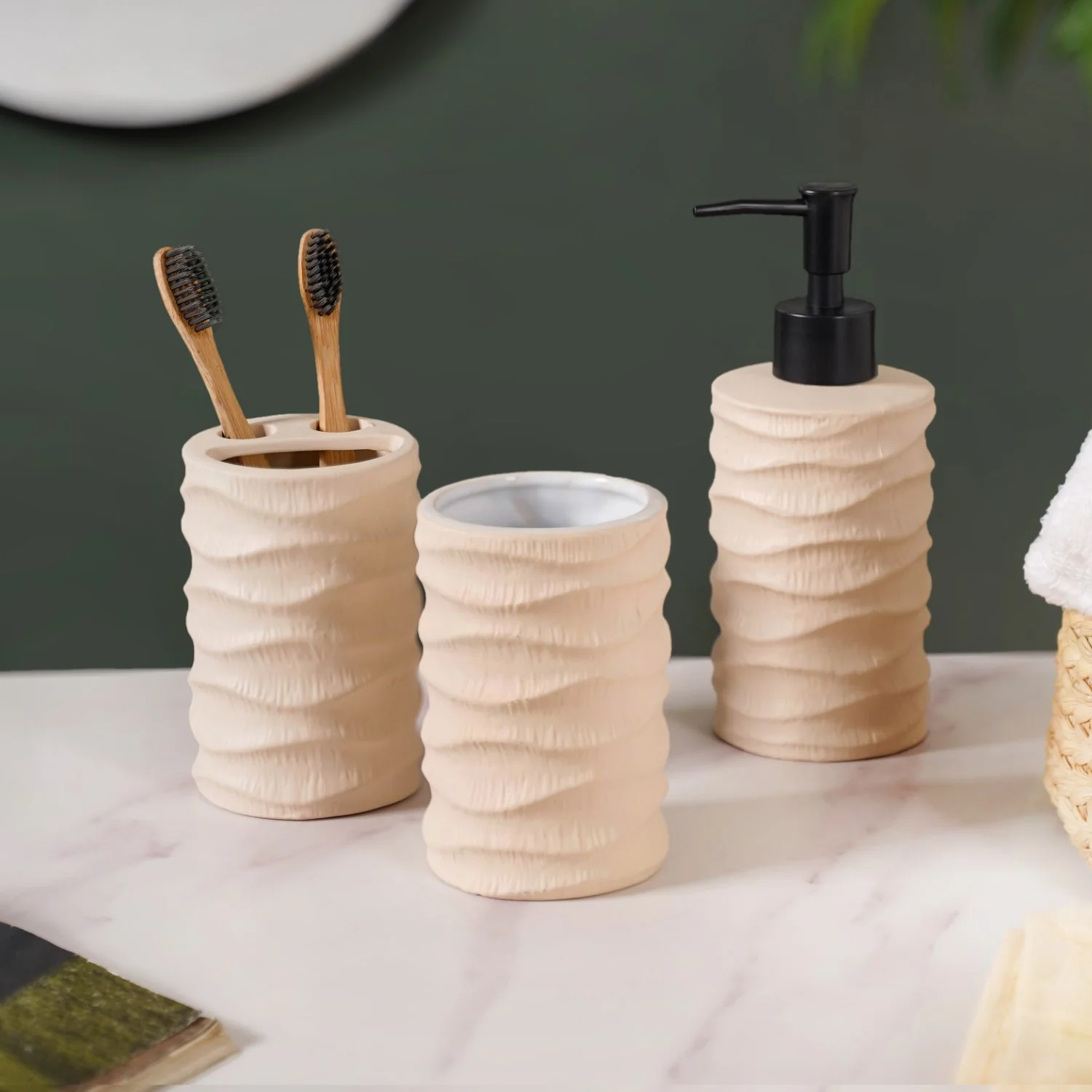 Wave Design Bathroom Accessories Set Of 3 Beige Matte - Image 3