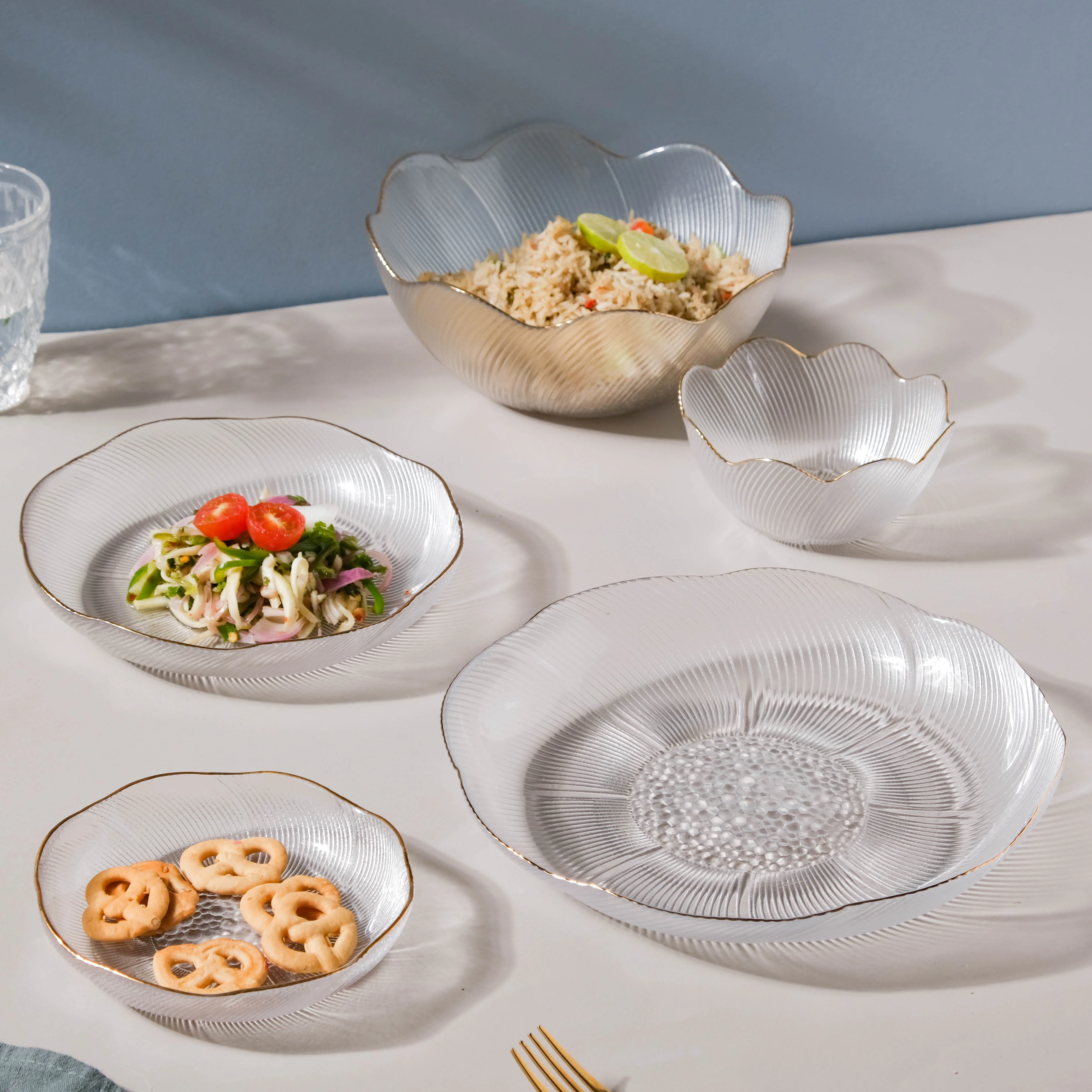 Wavy Glass Serving Bowl - Image 8