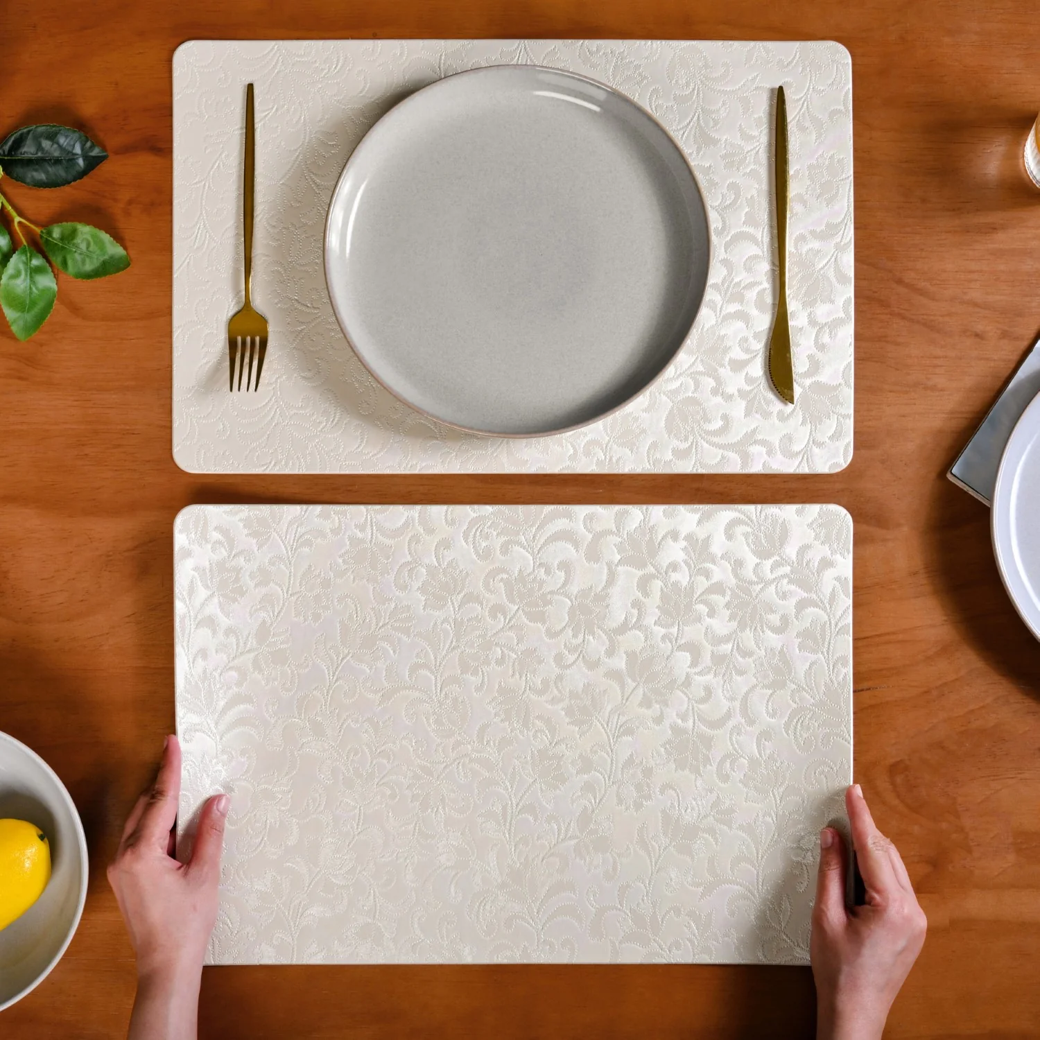 White Flower Placemat Set Of 6 - Image 2