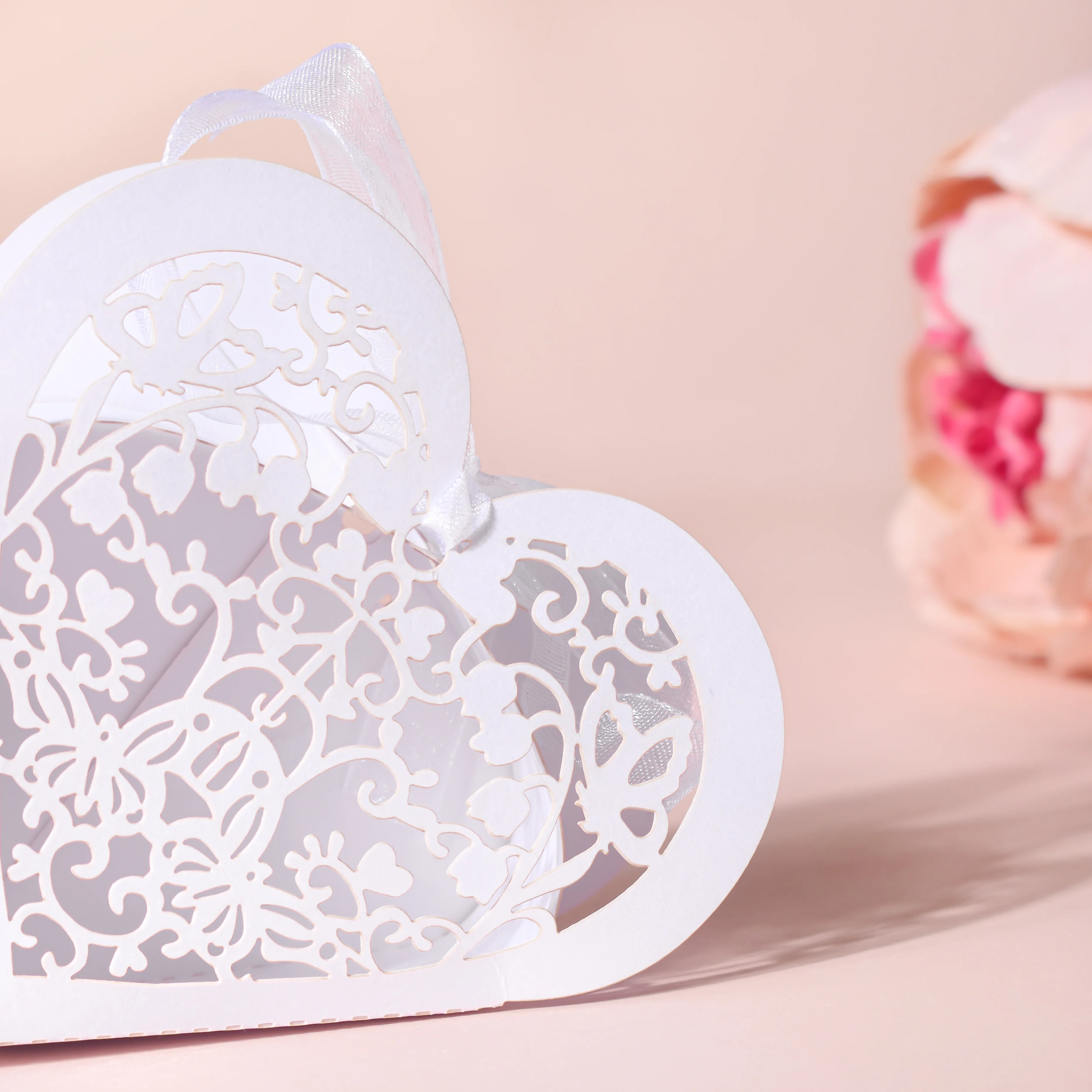 White Heart Paper Gift Box Set of 20 - Image 6