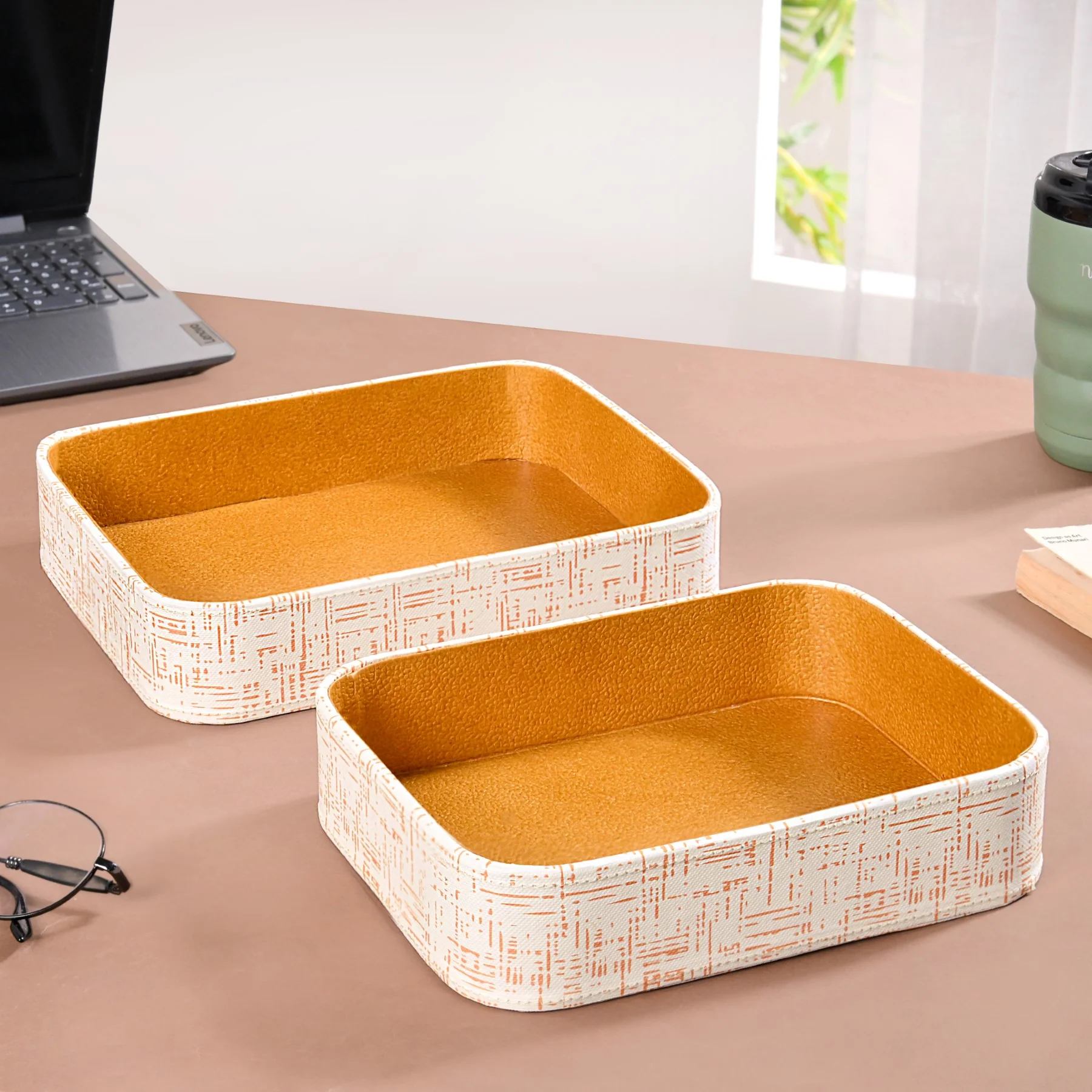 White Organiser Tray Quadrata Pattern Set Of 2 - Image 9