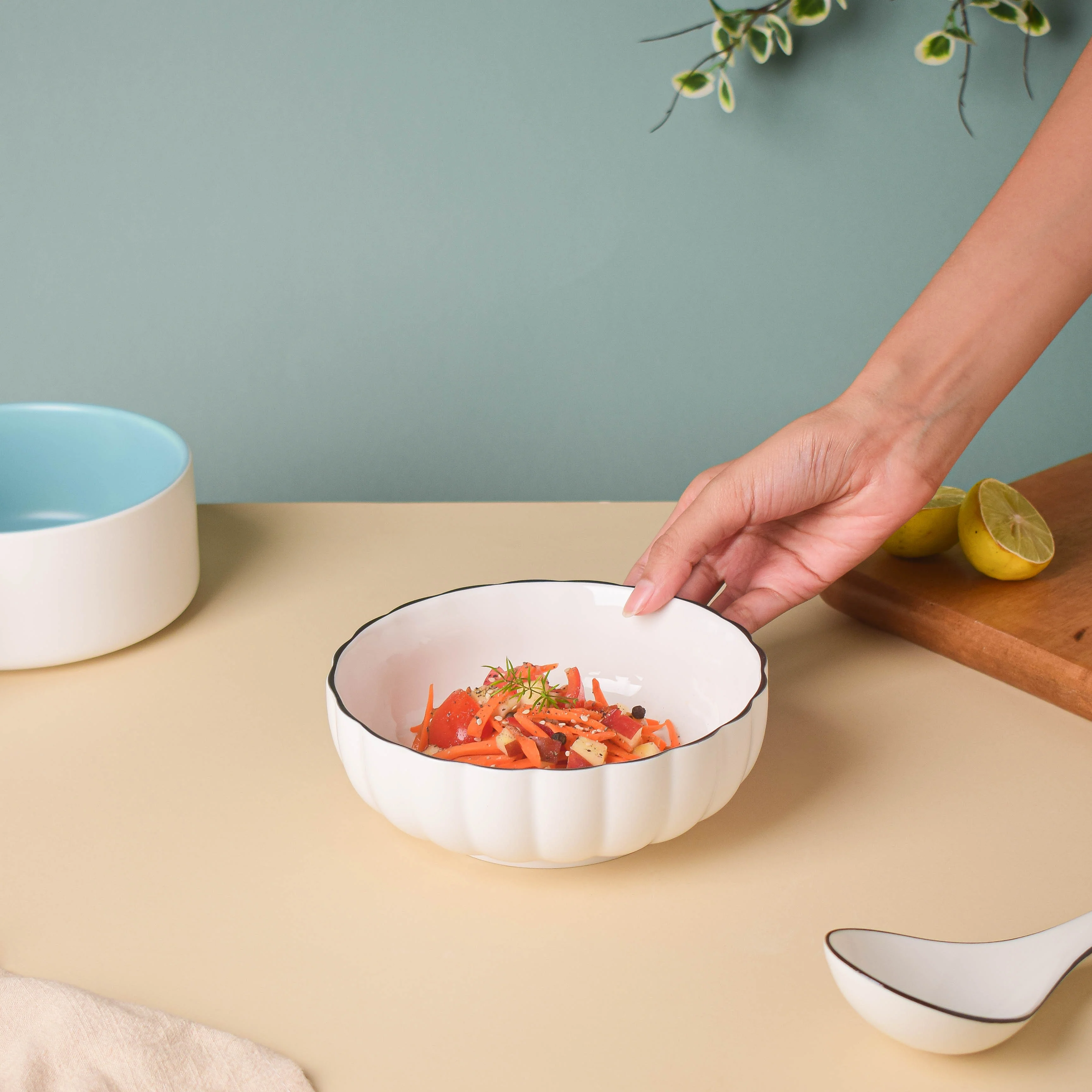 White Scallop Salad Bowl - Image 5