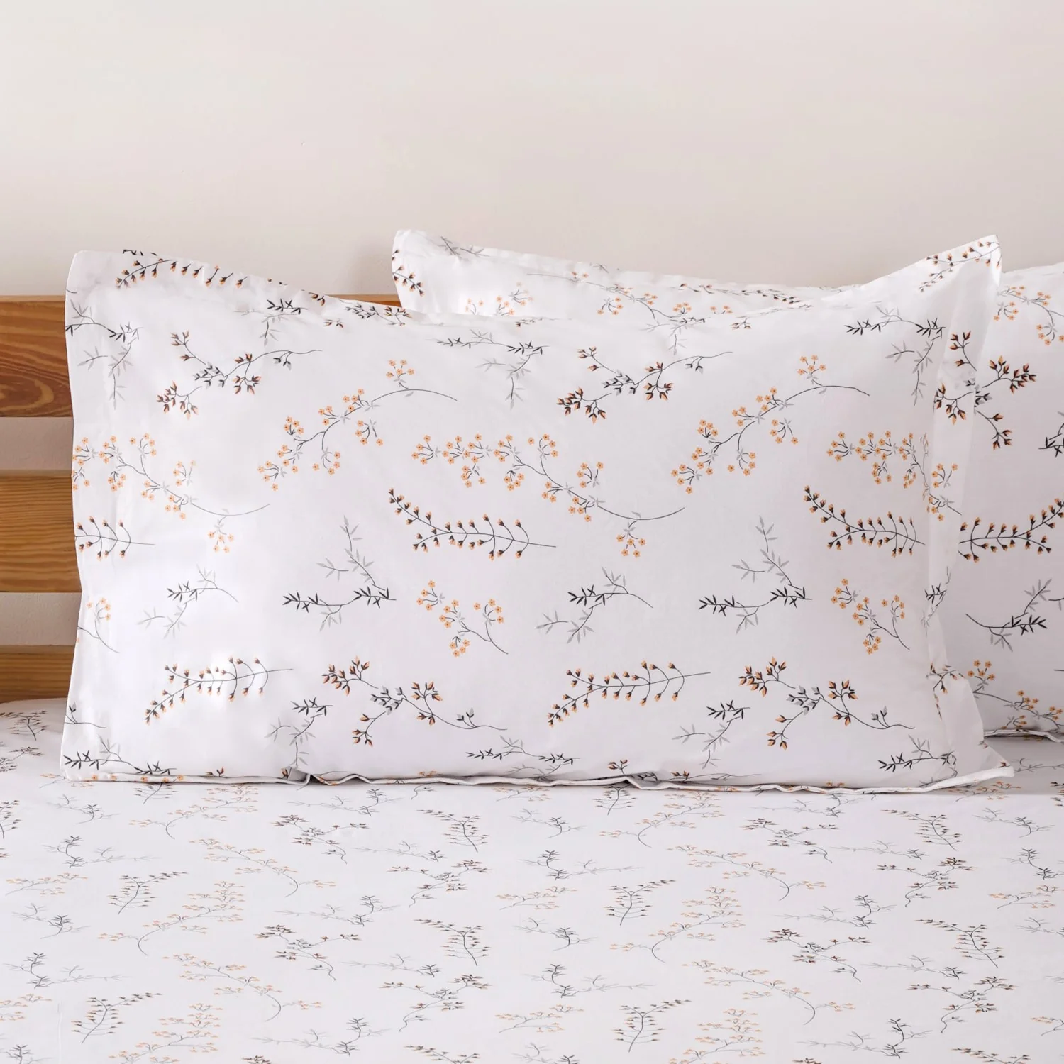 Wild Marigold 180 TC Pure Cotton Bedding Set Ultra Soft King Size 275x275 cm - Image 6