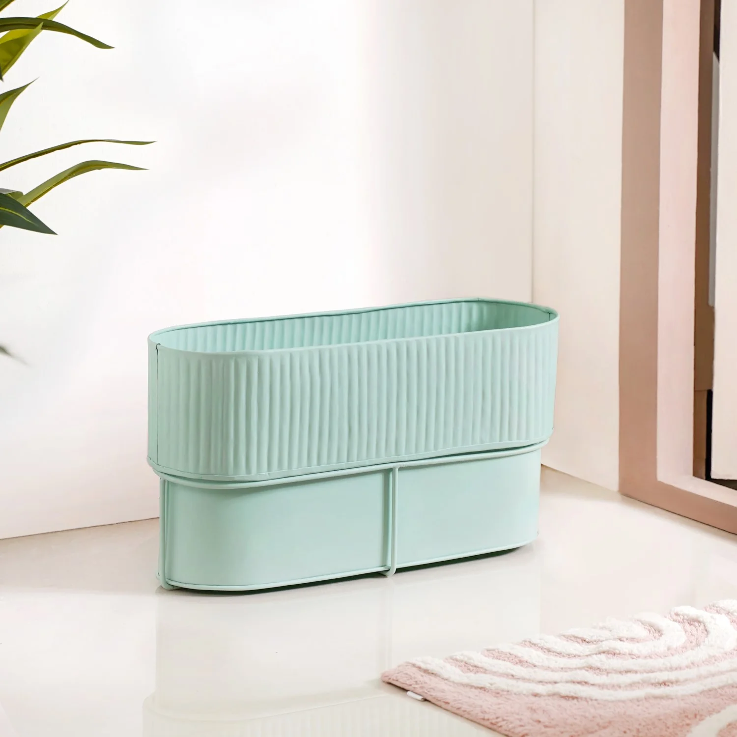 Window Box Planter With Stand Mint - Image 9