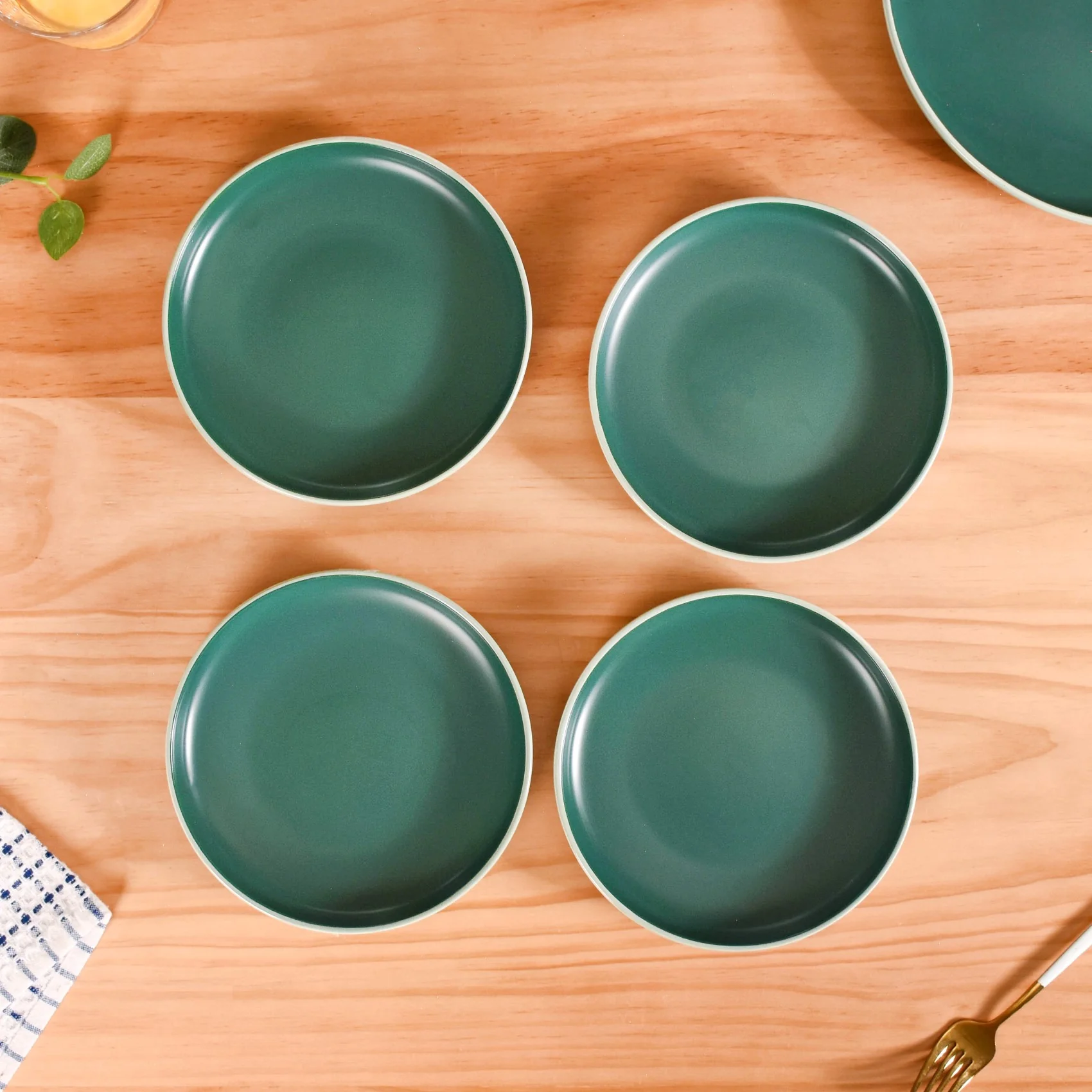 Zoella Ceramic Side Plates Set Of 4 Green 7 Inch - Image 3